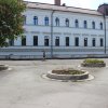 Hangvilla előtti park